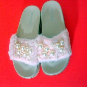 Henry Ferrera Women's Furry Faux Fur Slide Sandal